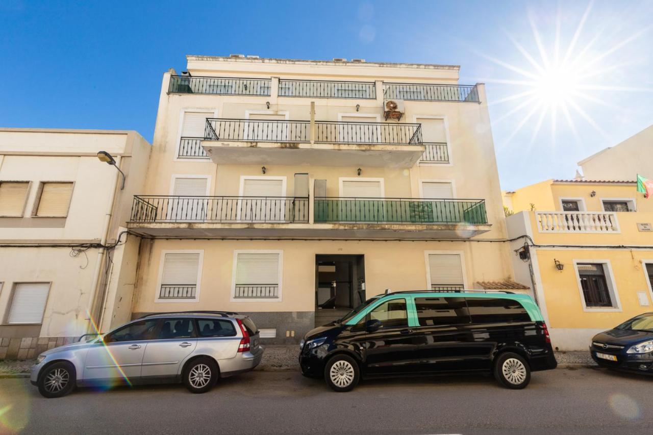 Beach Front View Armacao De Pera Flat II Exterior photo